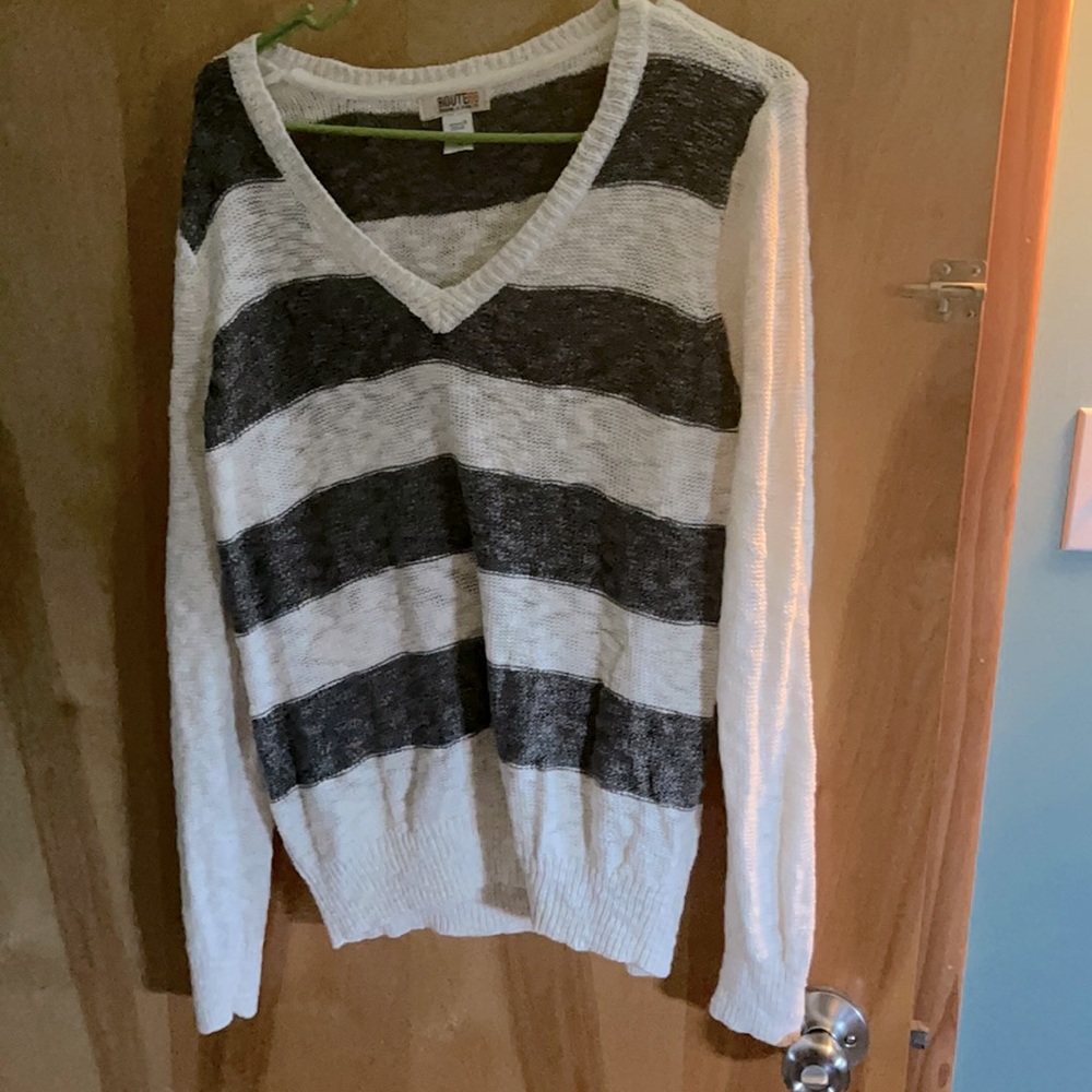 Size L, white & grey striped, Route 66 sweater
